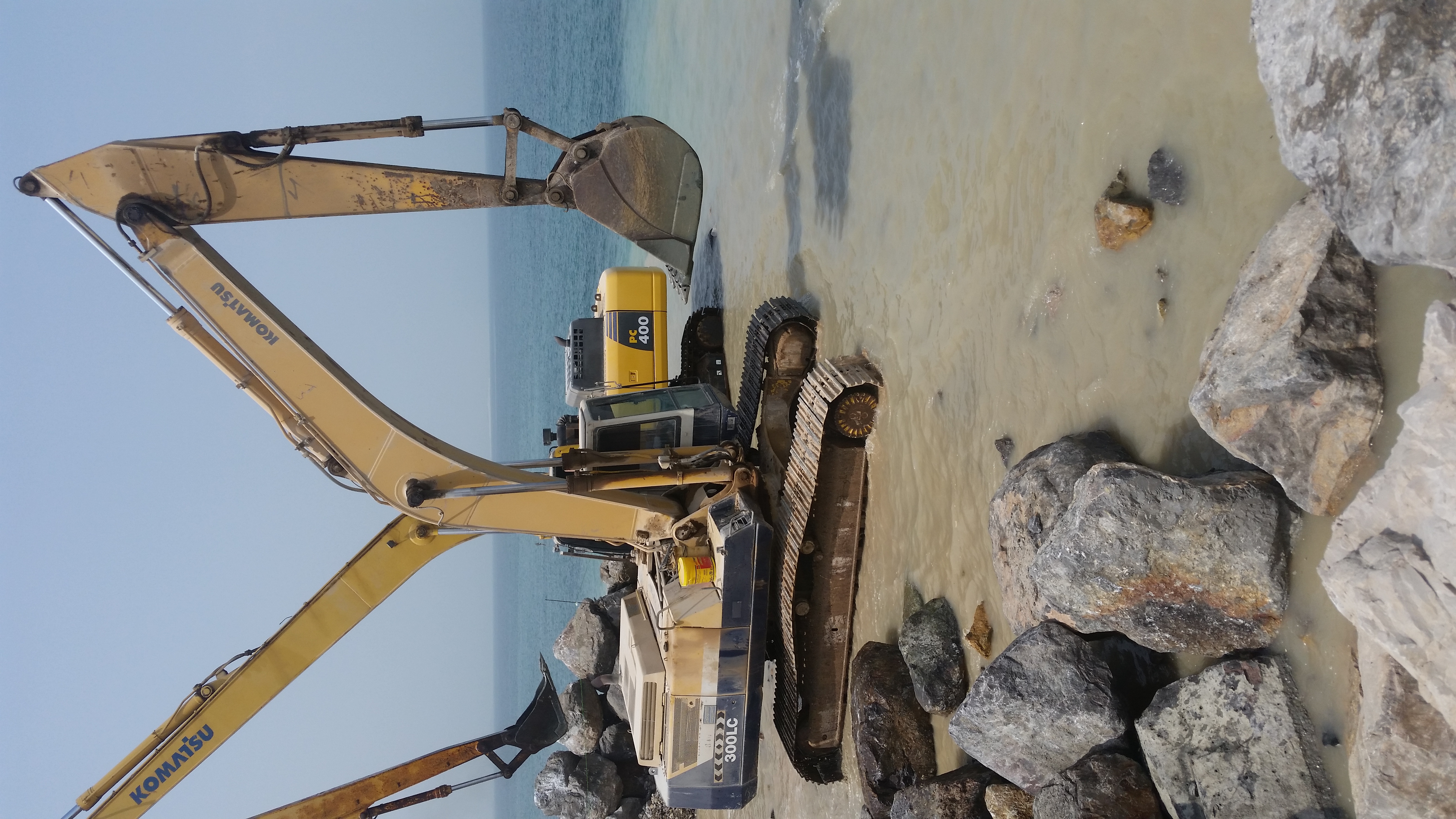 Marjan Hilton Beach Defense – Shoreline Rock Armoring Site Execution